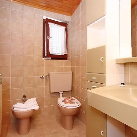 10181a * Lovište